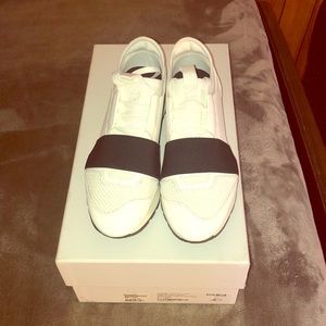 Sneakers Balenciaga Womens Size 6.5 Never Used Box